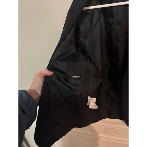 Van Heusen Boys Blazer Jacket Sport Coat Size 5 Navy Blue Gold Buttons - Picture 6 of 6